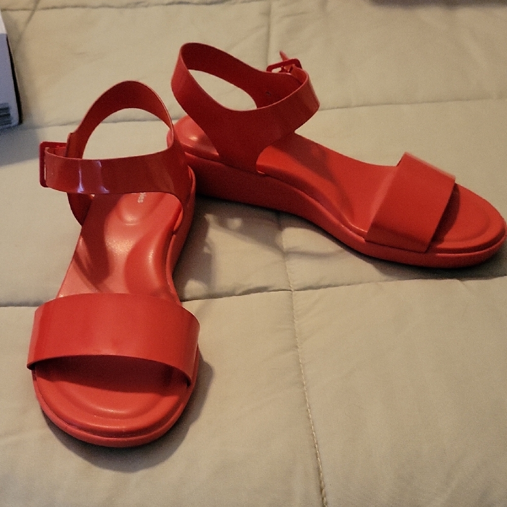 Hush Puppies Vibrant Red Women's Sandals